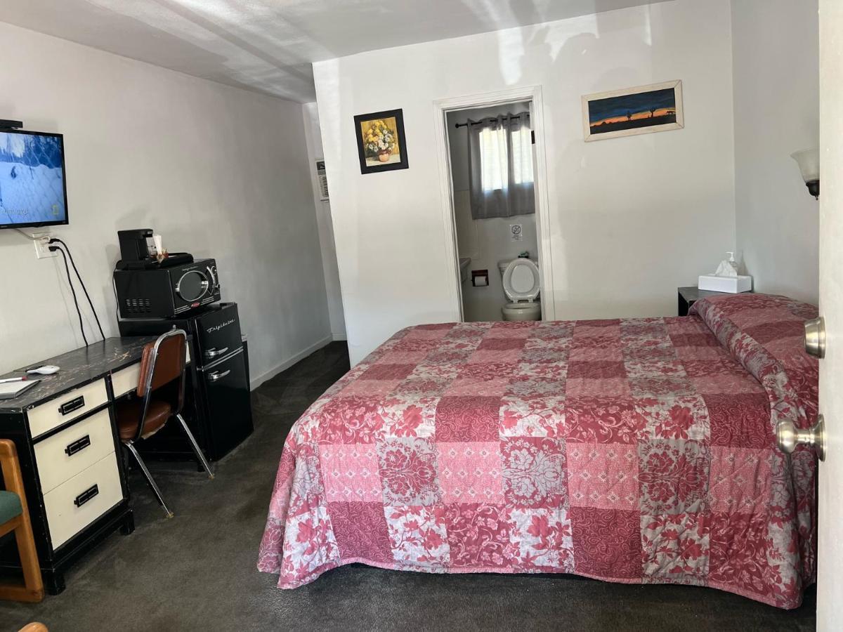 El Portal Motel Бітті Екстер'єр фото