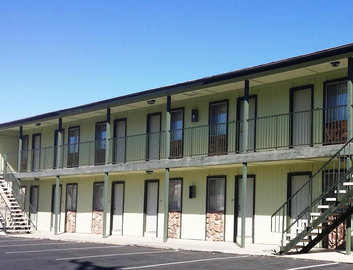 El Portal Motel Бітті Екстер'єр фото